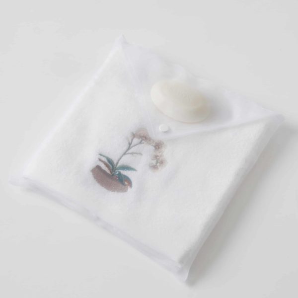 Oasis Orchid Hand Towel & Soap in Organza Bag
