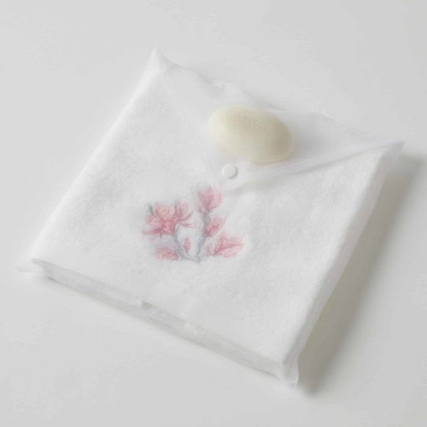 Fleur Hand Towel & Soap in Organza Bag - Mid-Feb