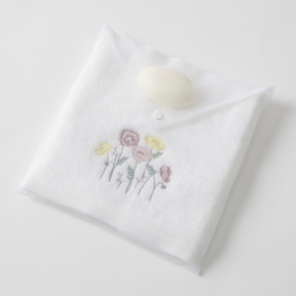 Poppy Hand Towel & Soap in Organza Bag – Late Sept