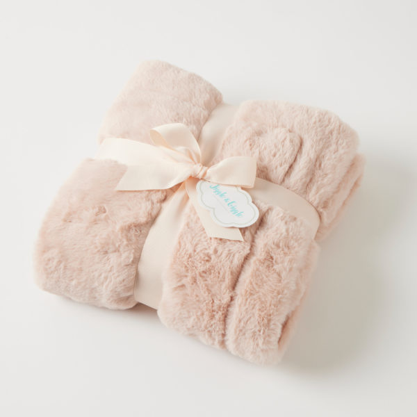 Muse Faux Fur Baby Blanket – Dusty Pink