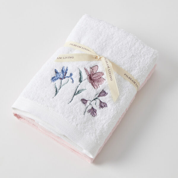 In the Meadow Hand Towel Set of 2 (1 Plain)
