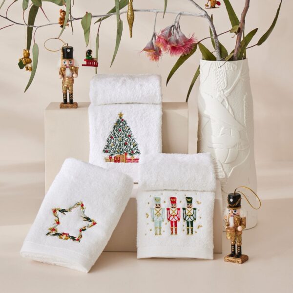 Merry Hand Towel 3 Asst Designs