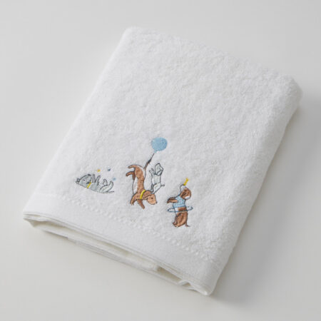 Puppy Play Bath Towel