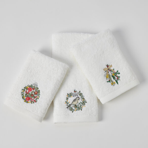 Holiday Season Hand Towel 3 Asst Designs