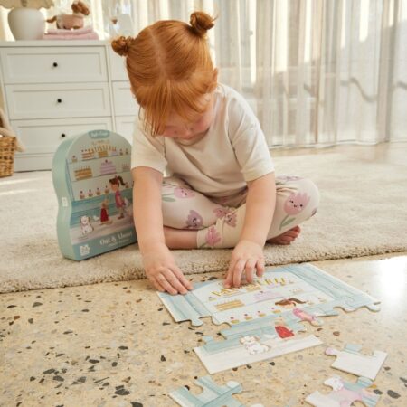 jigsaw-puzzle-kids-out-and-about-lifestyle-1-znpl008