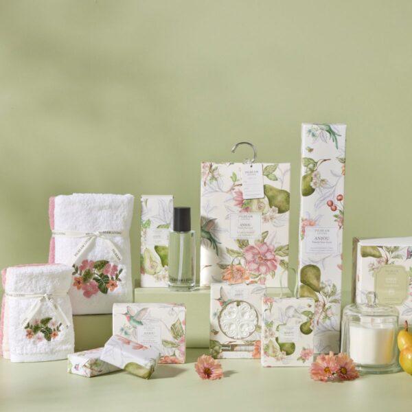 Anjou Hand Towel Set of 2 (1 Plain)