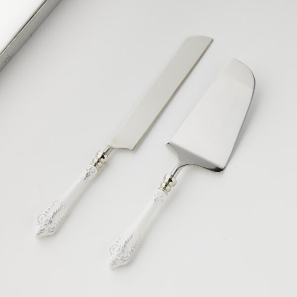 Heirloom Cake Servers Set of 2