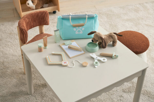 Wooden Vet Play Set