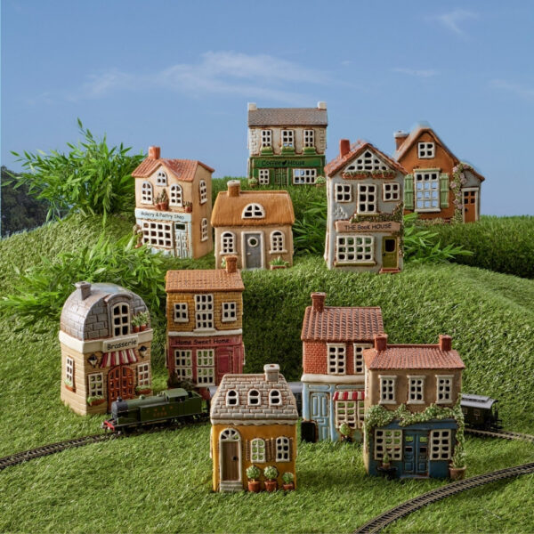 Wiltshire House Tealight Holder