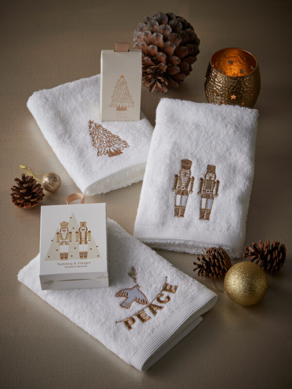 Sparkle Hand Towel 3 Asst Designs