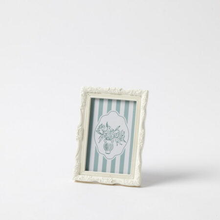 Heirloom 4 x 6" Photo Frame