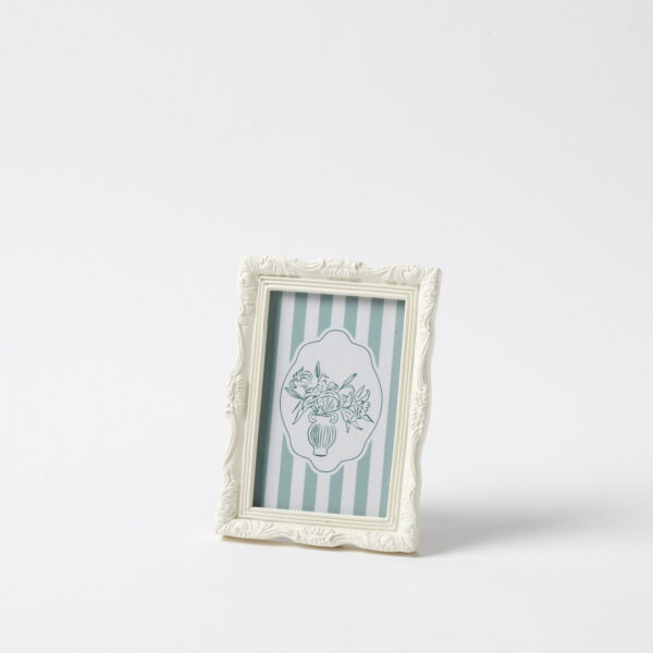 Heirloom 4 x 6" Photo Frame
