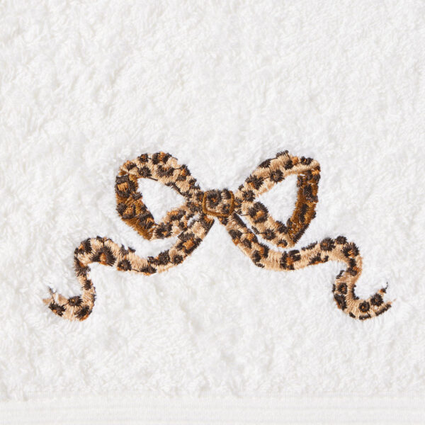 Pretty Wild Hand Towel Set of 2 (1 Plain)