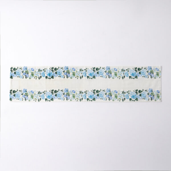 Heritage Bloom Table Runner
