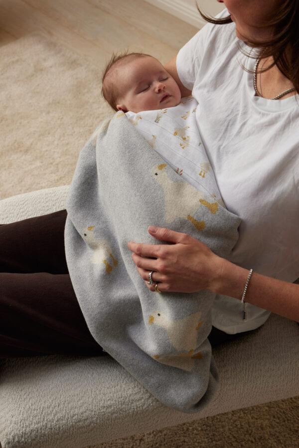 Jiggle & Giggle Wiggles Duck Muslin Wrap