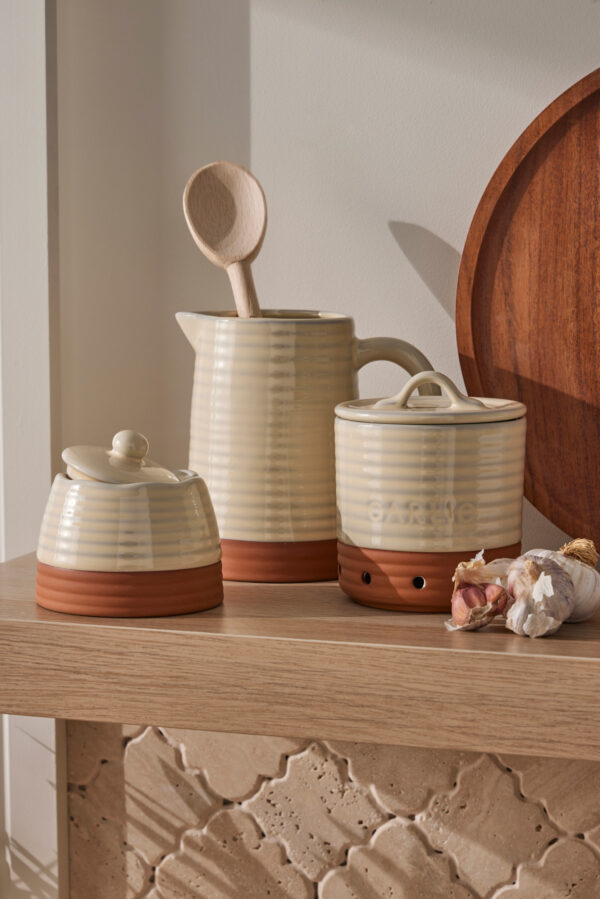 Grove Jug